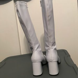 Ellie Shoes - White Ellie GogoBoots Ellie Shoes - White Ellie GogoBoots